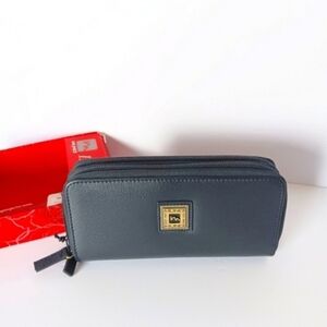 Mundi Black Leather Checkbook Double Zip Around Wallet NWT